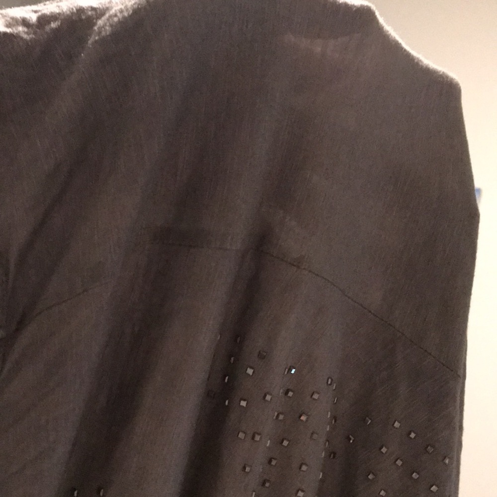 Banana Republic studded gray tank. NWT - womens size L. - Picture 13 of 13